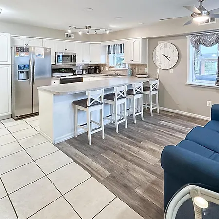 Oceanside 42 1W